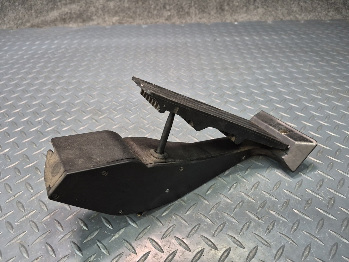 03-08 BMW E85 Z4 M/T Gas Acceleration Pedal Sensor OEM