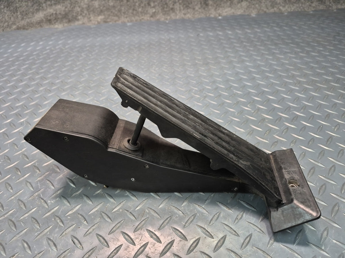 03-08 BMW E85 Z4 M/T Gas Acceleration Pedal Sensor OEM