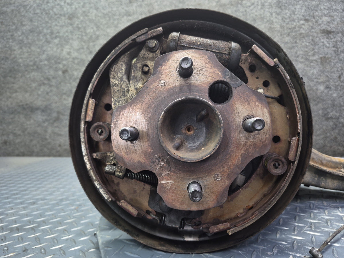 83-85 Toyota Celica Gt-s RA65 Convertible Rear Right Knuckle Wheel Hub OEM