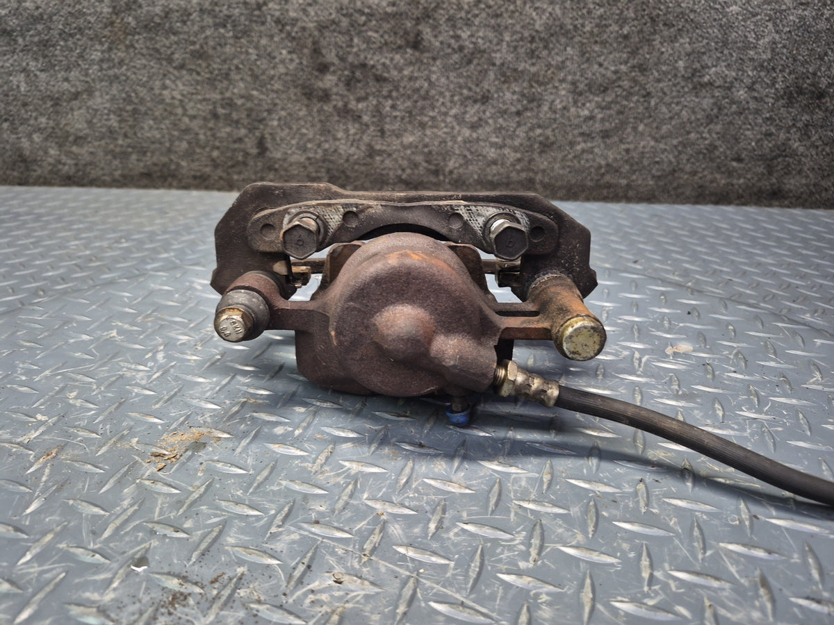 82-85 Toyota Celica RA65 GT GTS Set of 2 Front Left & Right Brake Caliper OEM