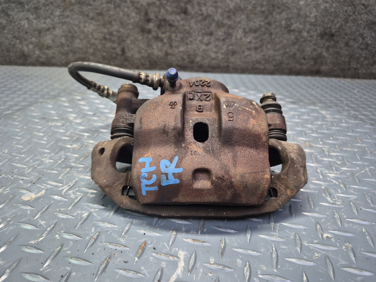 82-85 Toyota Celica RA65 GT GTS Set of 2 Front Left & Right Brake Caliper OEM
