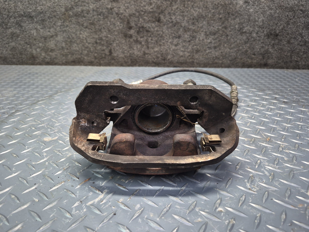 82-85 Toyota Celica RA65 GT GTS Set of 2 Front Left & Right Brake Caliper OEM