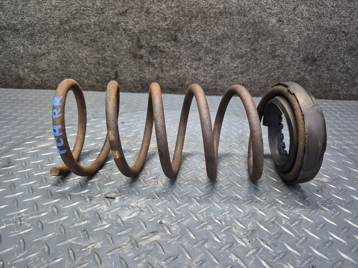 83-85 Toyota Celica RA65 Gt-s Convertible Set of 2 Rear Coil Spring OEM