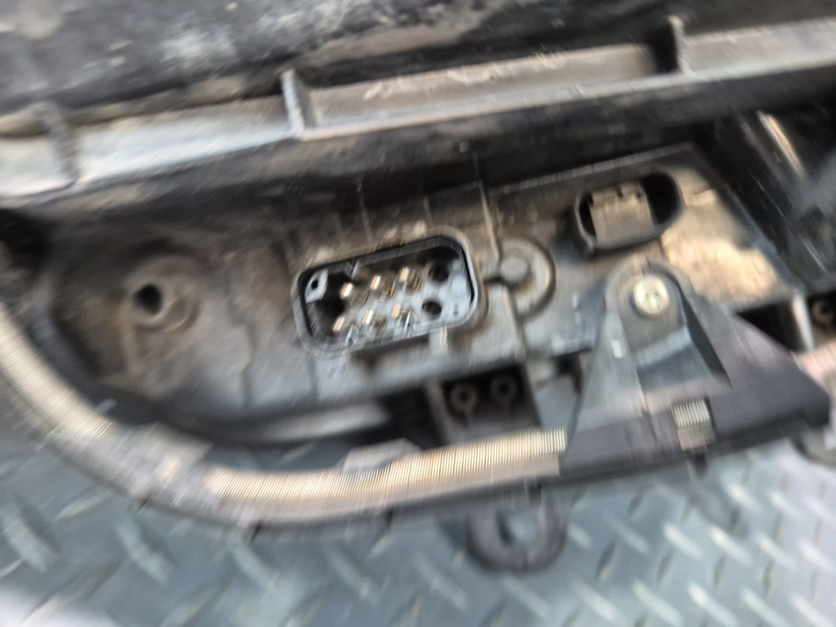 03-05 BMW E85 Z4 3.0L Front Left Bi-xenon Headlight Lamp OEM