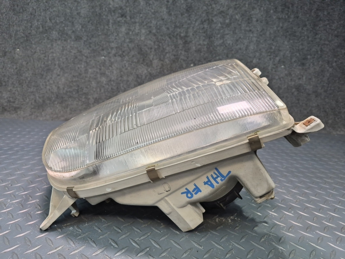 93-95 Toyota Hiace KZH106W Front Right Halogen Headlight Lamp OEM