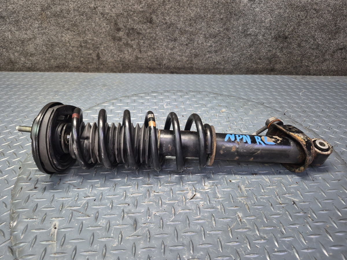 1999-2001 Porsche 911 996 Coupe RWD MT Rear Strut Shock Absorber Set of 2
