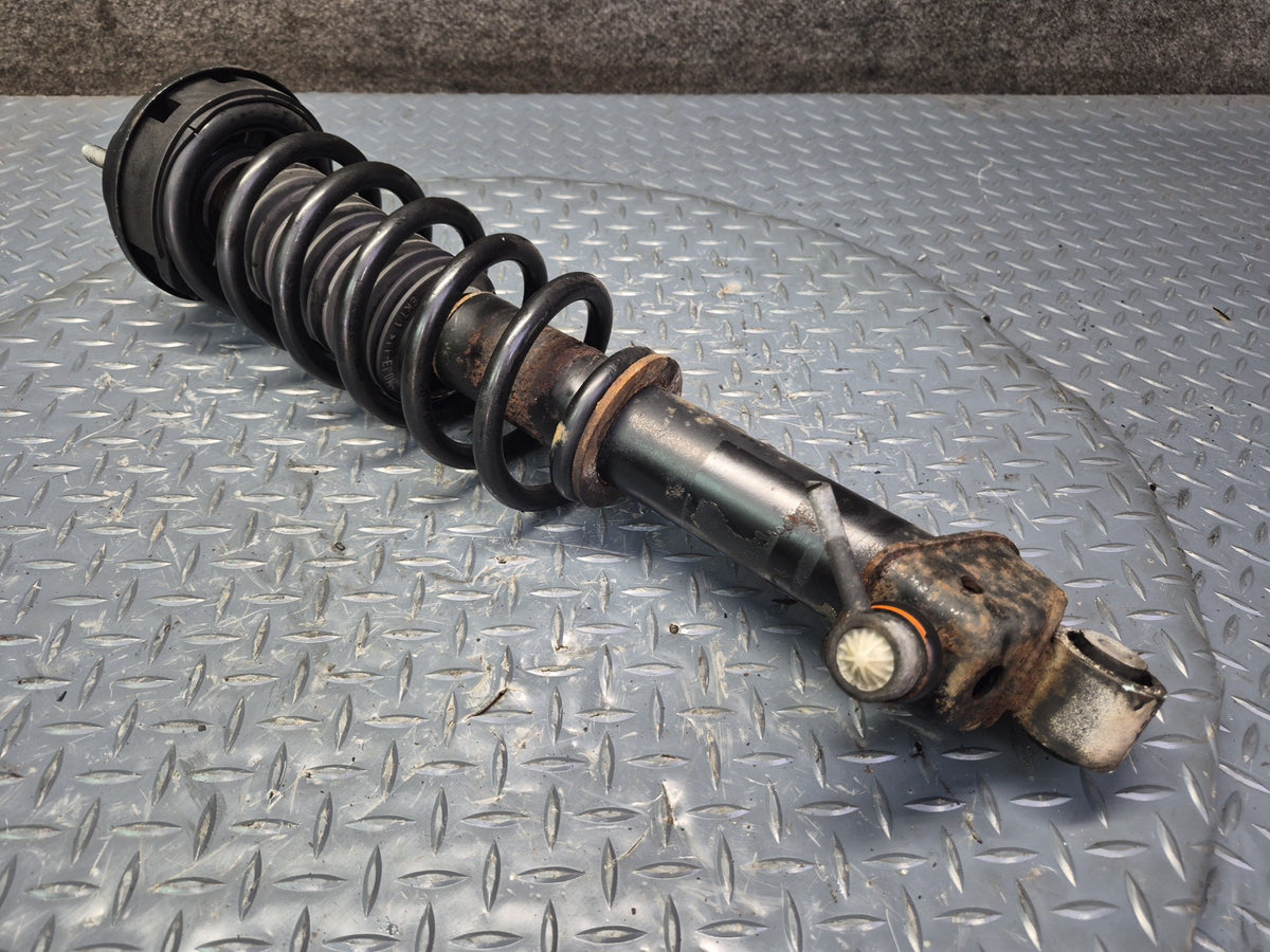 1999-2001 Porsche 911 996 Coupe RWD MT Rear Strut Shock Absorber Set of 2