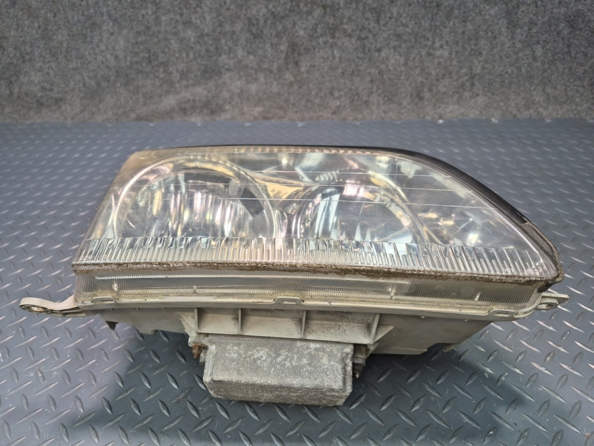 98-00 Lexus UCF20L LS400 Set of 2 Front Xenon HID Headlight Lamp OEM