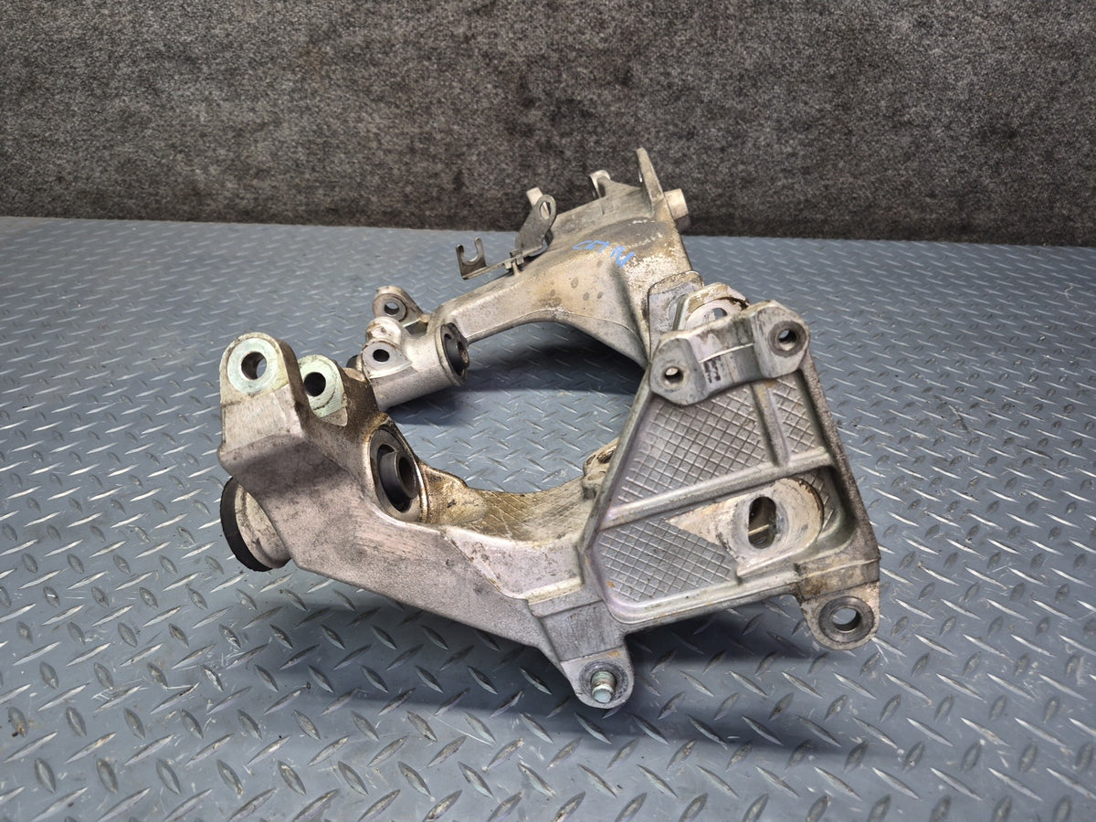 99-01 Porsche 911 996 Rear Suspension Sub Frame Crossmember Section Frame Set