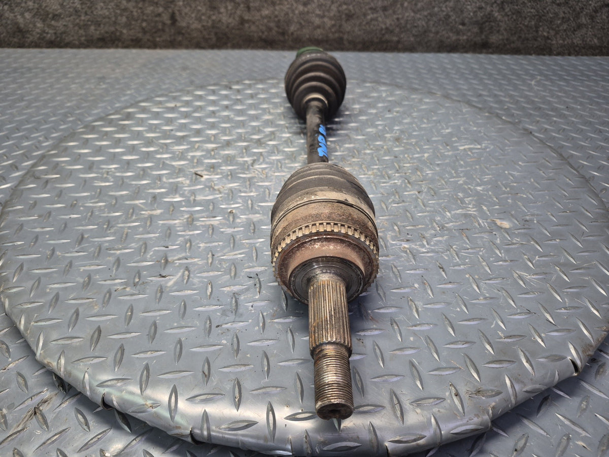 03-05 Toyota MR2 Spyder ZZW30L Rear Left Suspension Axle Shaft Damaged