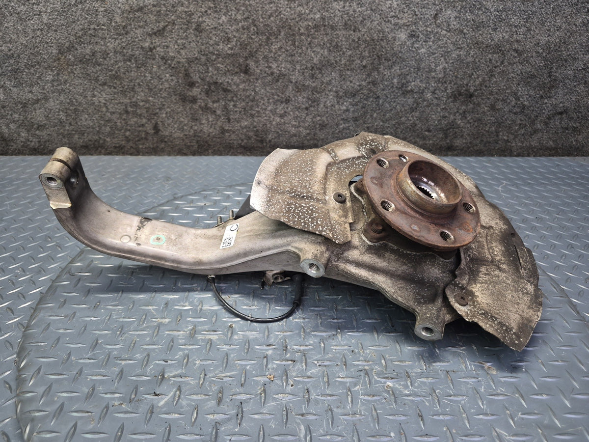 17-19 Alfa Romeo Giulia Q4 AWD Front Right Spindle Knuckle Wheel Hub Bearing OEM