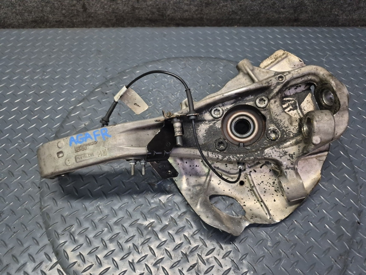 17-19 Alfa Romeo Giulia Q4 AWD Front Right Spindle Knuckle Wheel Hub Bearing OEM