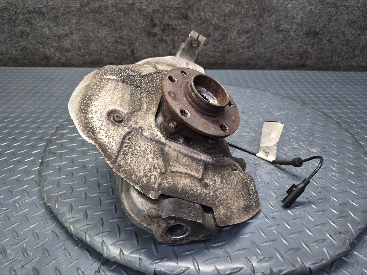 17-19 Alfa Romeo Giulia Q4 AWD Front Left Spindle Knuckle Wheel Hub Bearing OEM