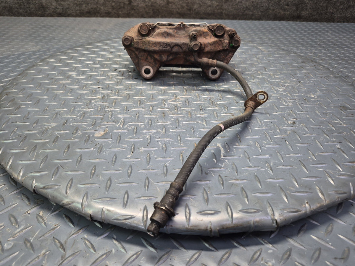 2003-2007 Lexus UZJ100L LX470 AWD Front Left & Right Brake Caliper Set of 2
