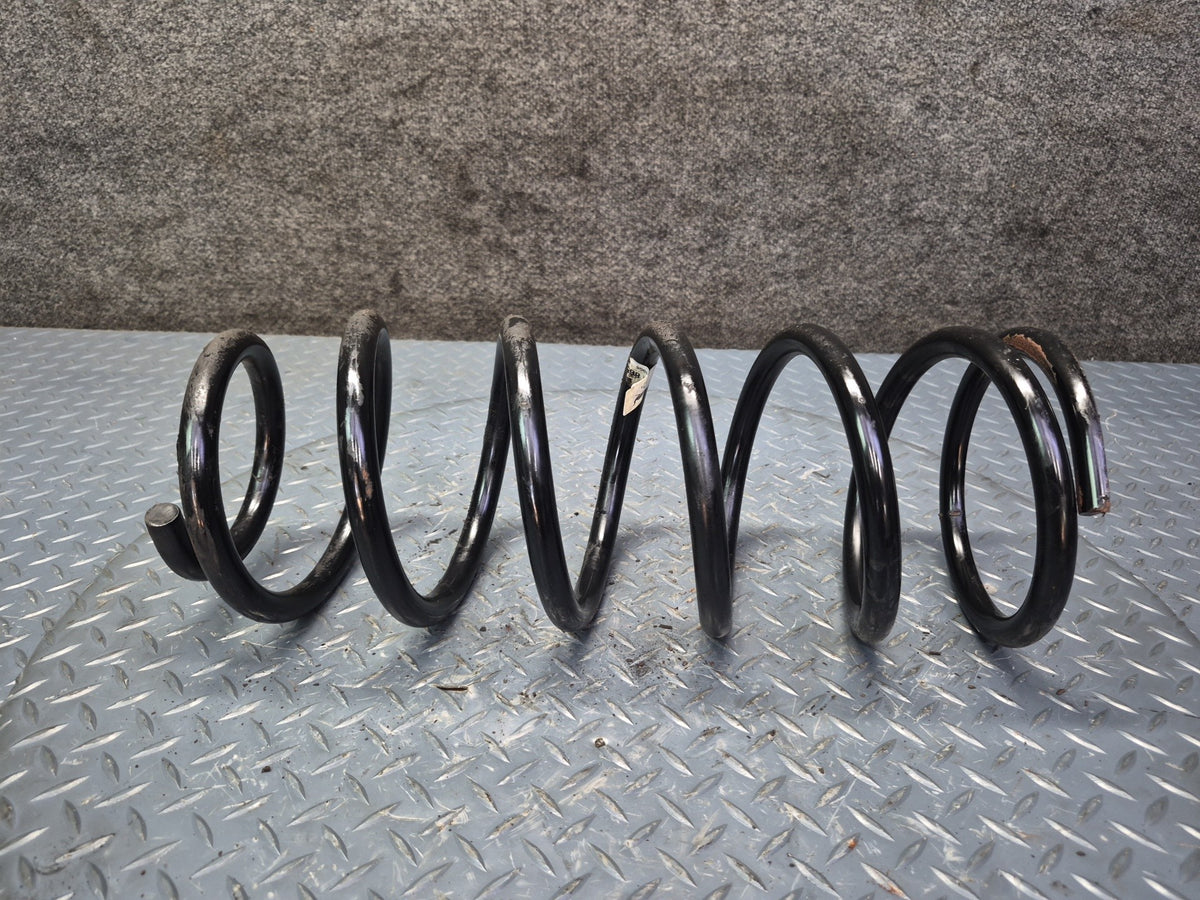 1998-2007 Lexus UZJ100L LX470 AWD Rear Left & Right Coil Spring Set of 2