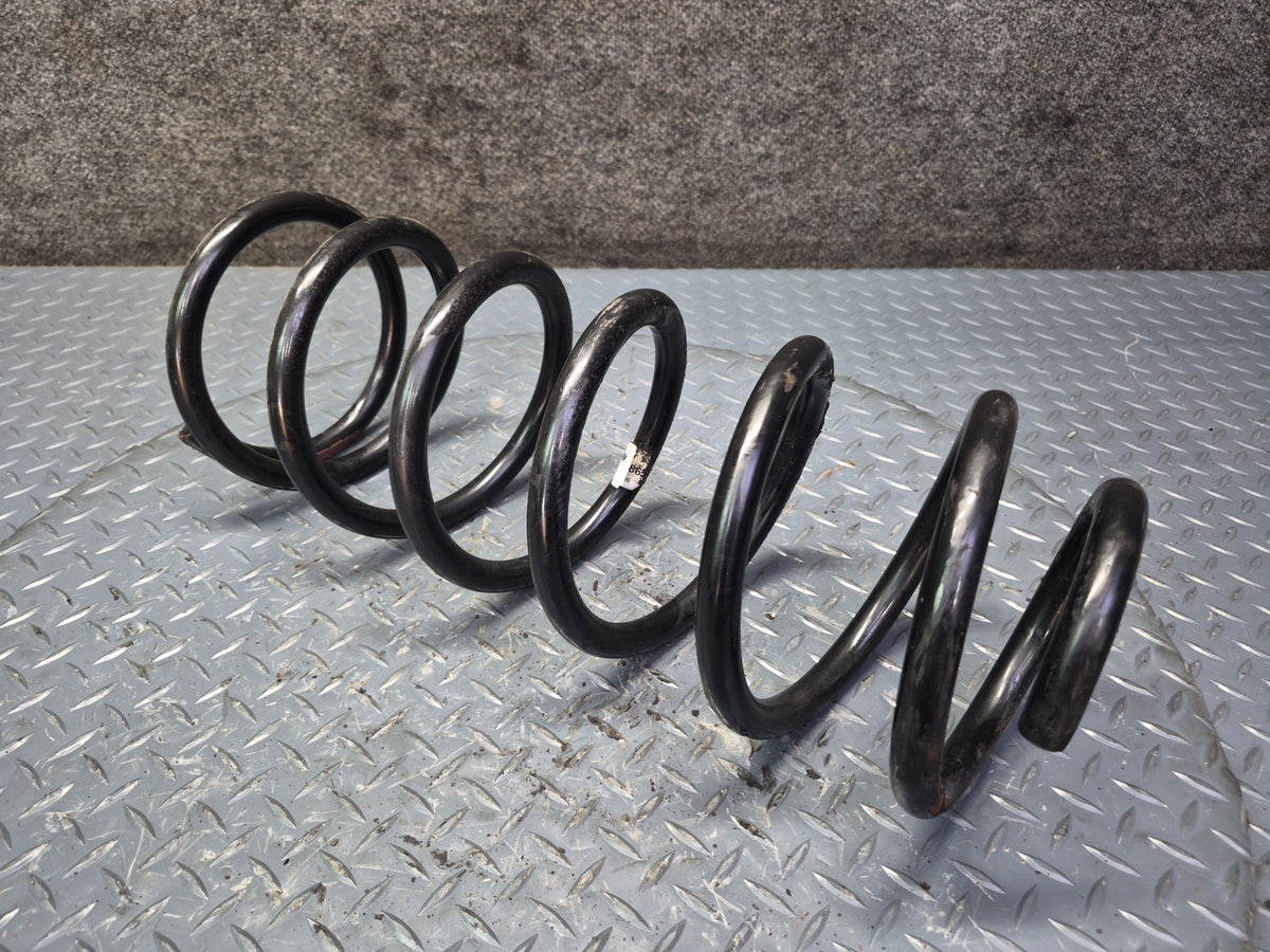 1998-2007 Lexus UZJ100L LX470 AWD Rear Left & Right Coil Spring Set of 2