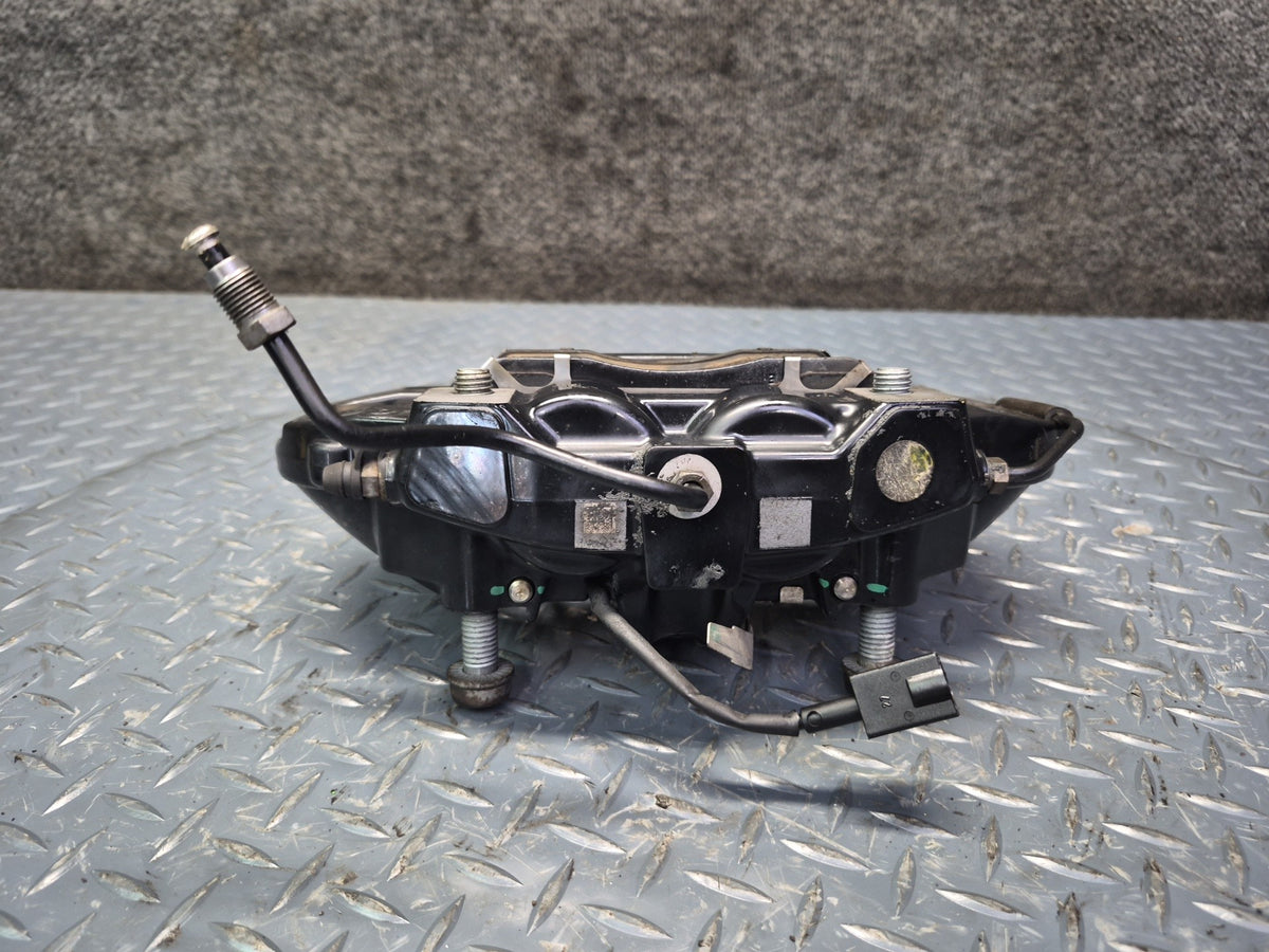 17-22 Alfa Romeo Giulia Q4 952 2.0L AWD Front Left & Right Brake Caliper Set OEM