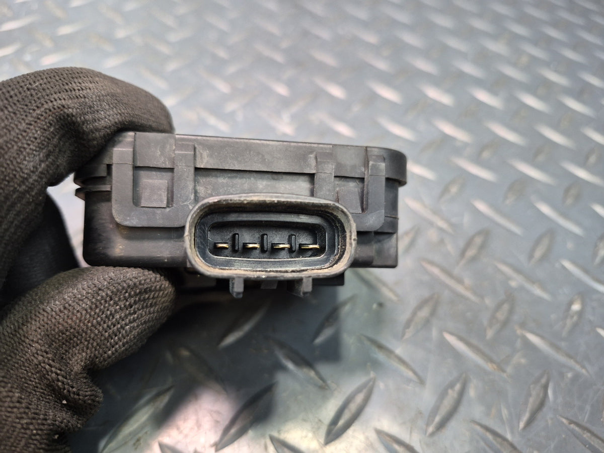 02-05 Lexus UZZ40L SC430 Air Smog Ventilation Sensor Module 88898-30010 OEM