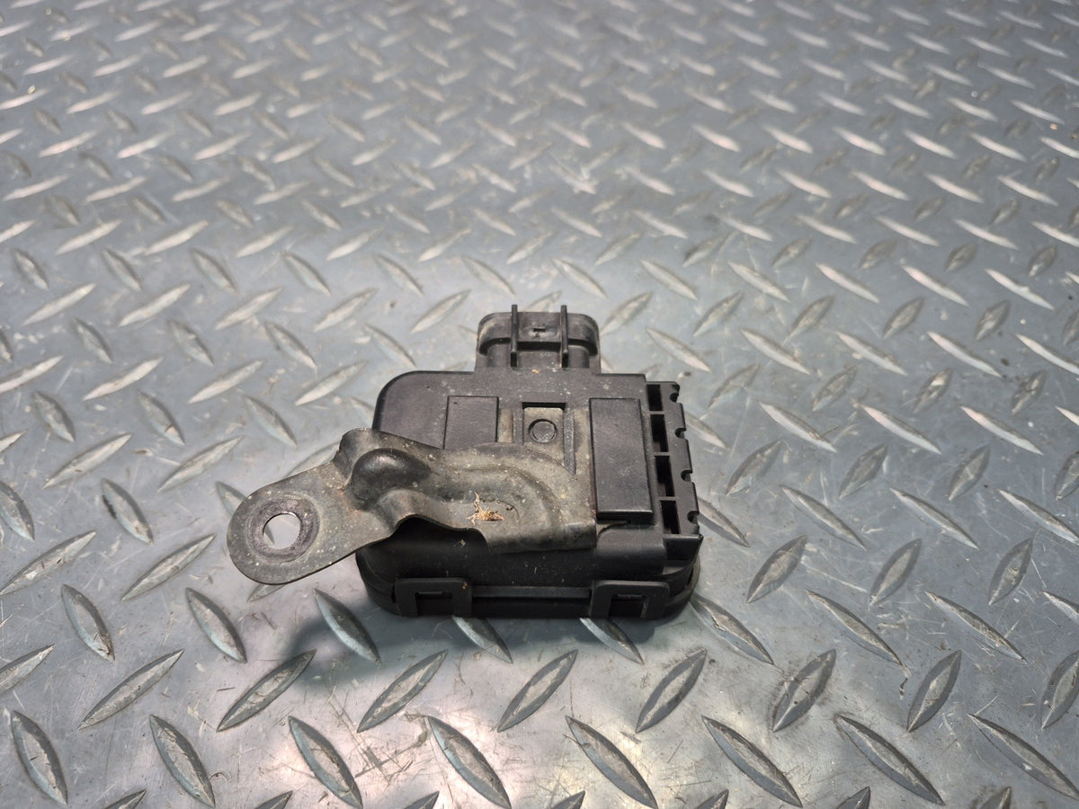 02-05 Lexus UZZ40L SC430 Air Smog Ventilation Sensor Module 88898-30010 OEM