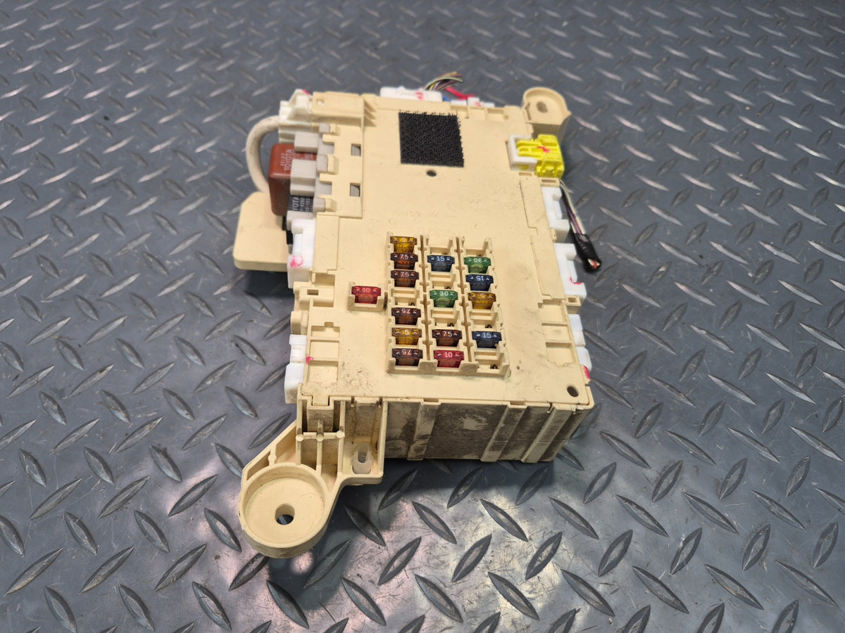 02-05 Lexus UZZ40L SC430 Front Left Dashboard Fuse Box Module 82730-24010 OEM