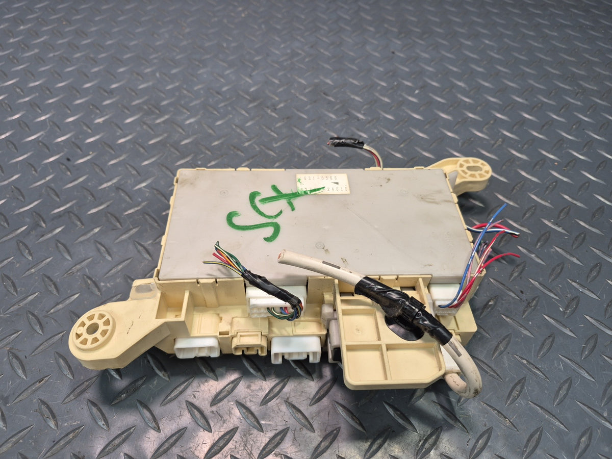 02-05 Lexus UZZ40L SC430 Front Left Dashboard Fuse Box Module 82730-24010 OEM