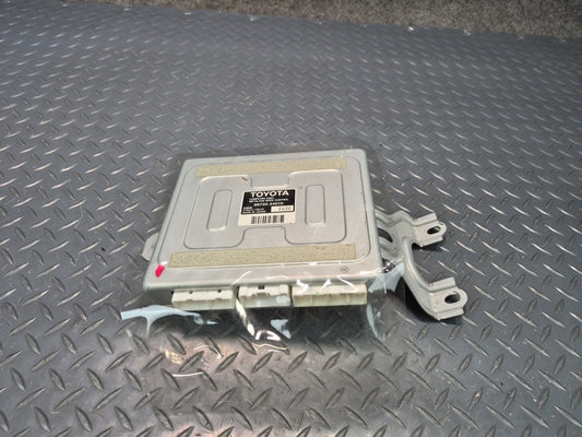 02-08 Lexus UZZ40L SC430 Convertible TOP Roof Control Module 89720-24010 OEM