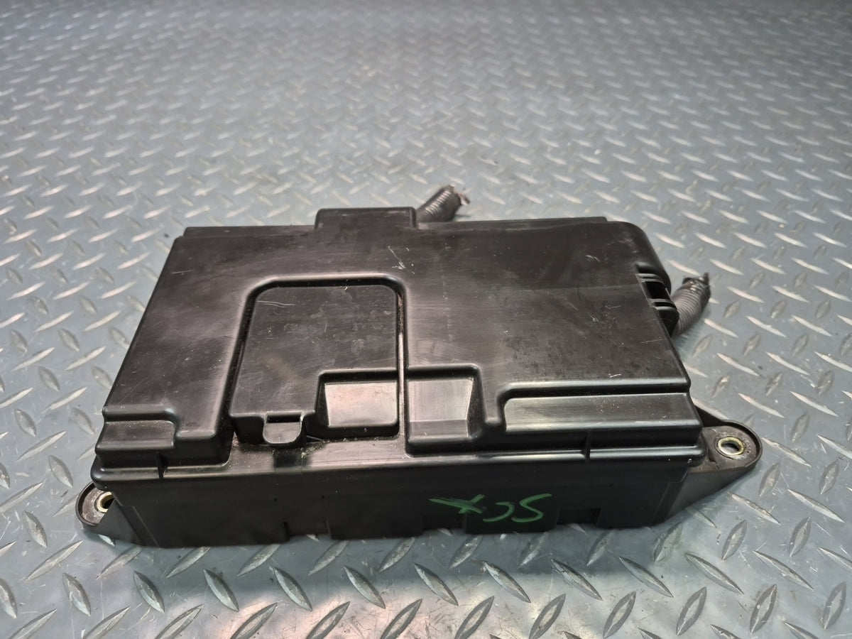 02-03 Lexus UZZ40L SC430 Rear Trunk Fuse Relay Box Module 82670-24090 OEM