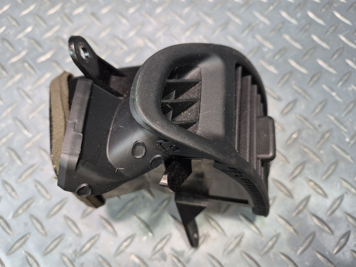 02-10 Lexus UZZ40L SC430 Set of 2 Dash Front Left & Right A/C Air Vent OEM