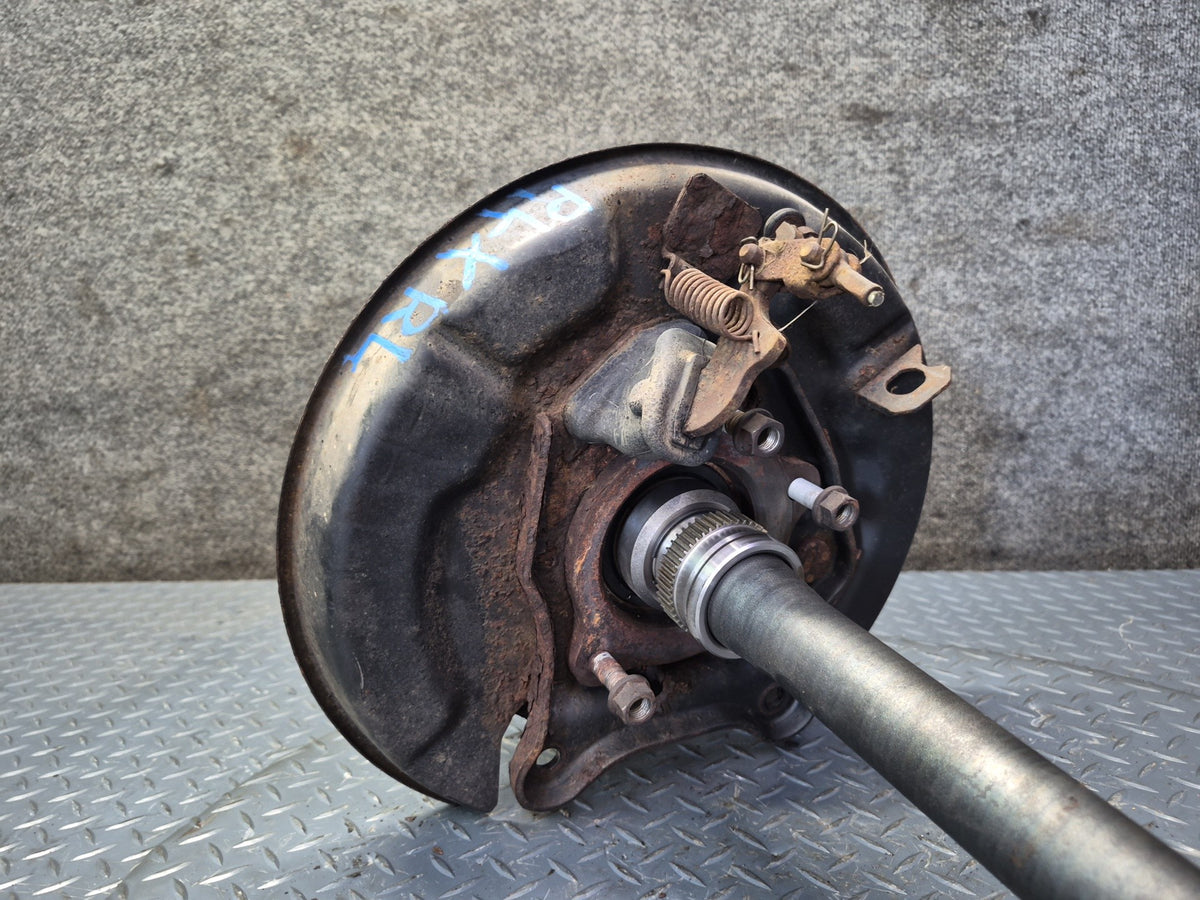 2003-2007 Lexus J100 LX470 Rear Left Driver Side Spindle Knuckle Wheel Hub