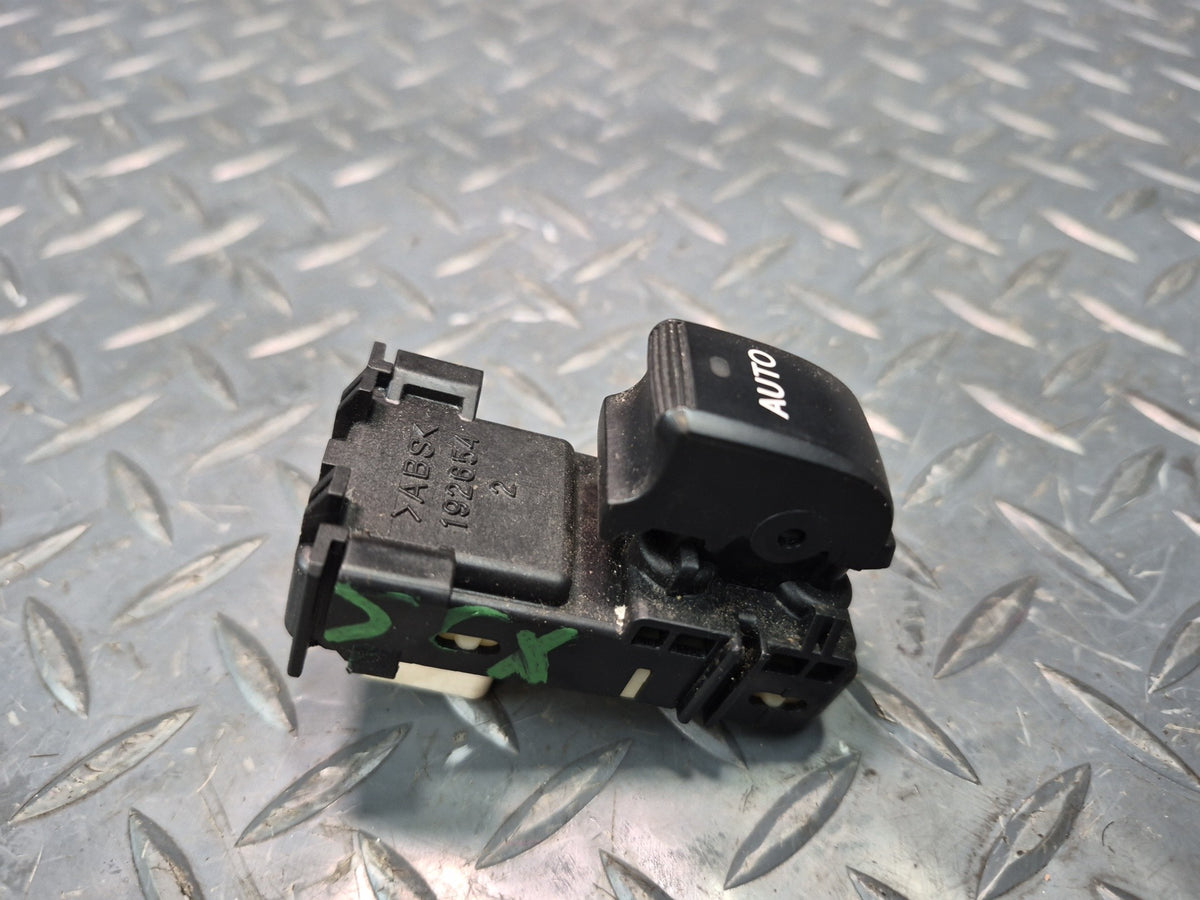 02-10 Lexus UZZ40L SC430 Front Right Door Window Control Switch OEM