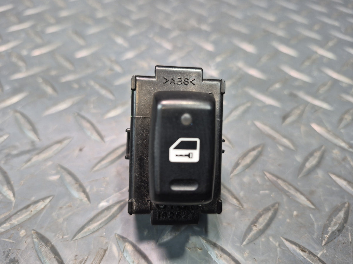 02-10 Lexus UZZ40L SC430 Right Door Lock Control Switch OEM