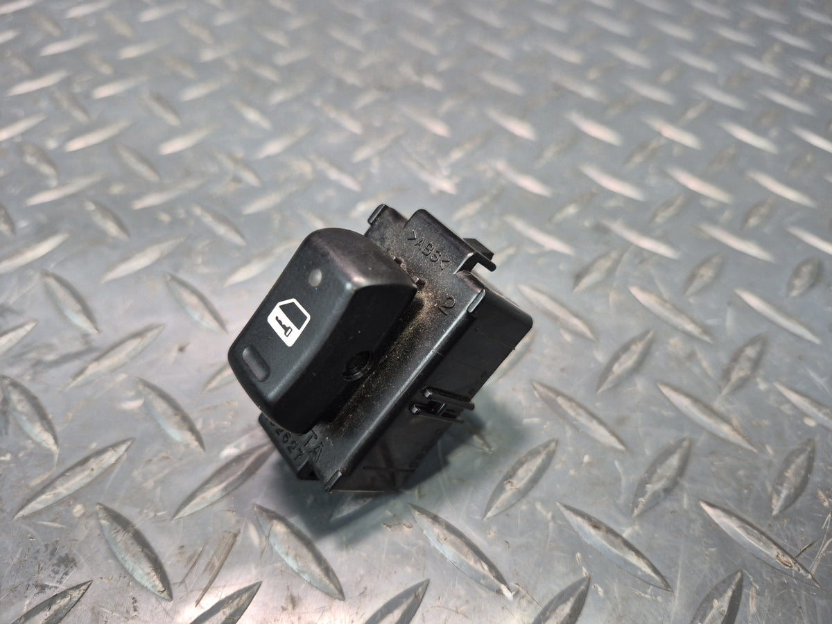 02-10 Lexus UZZ40L SC430 Right Door Lock Control Switch OEM