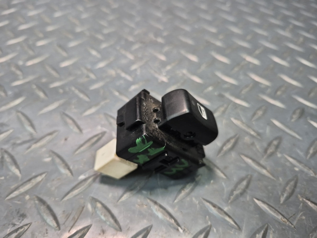 02-10 Lexus UZZ40L SC430 Right Door Lock Control Switch OEM