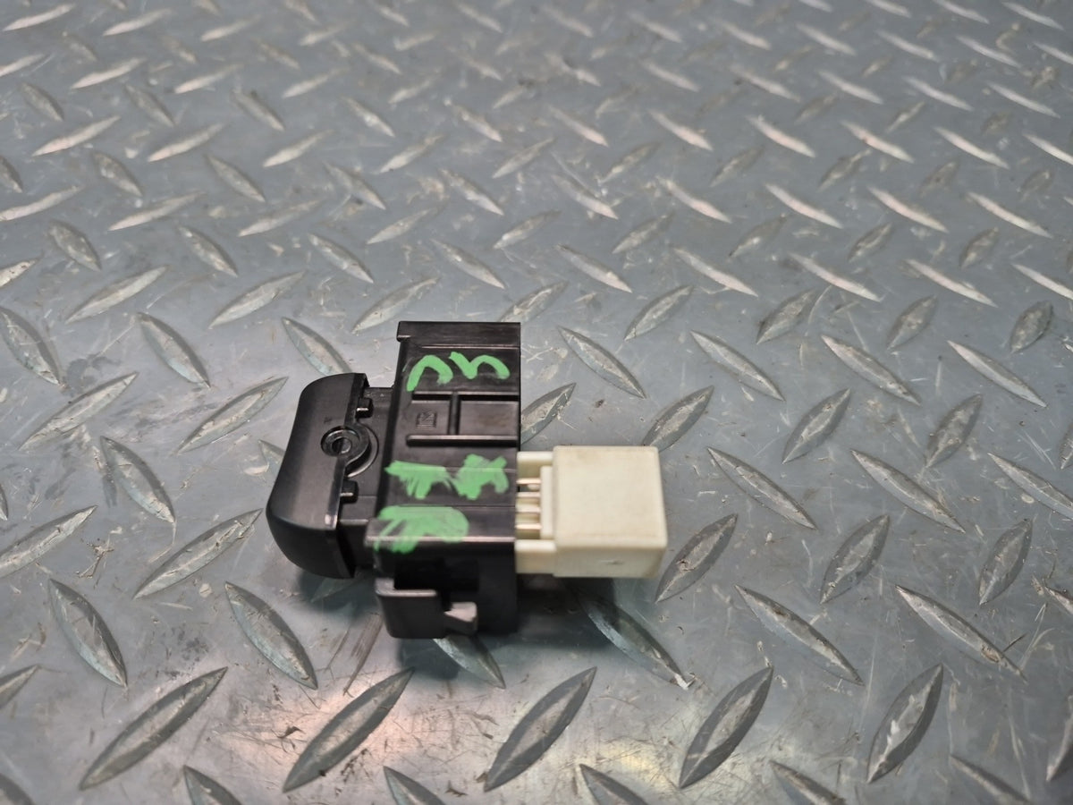 02-10 Lexus UZZ40L SC430 Right Door Lock Control Switch OEM