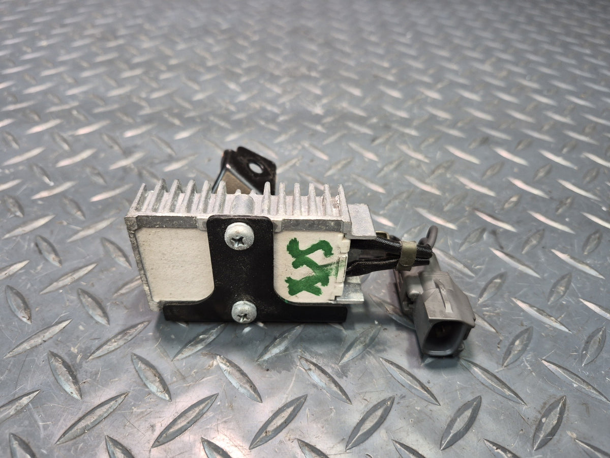 02-10 Lexus UZZ40L SC430 Fuel Pump Resistor Module 23080-50120 OEM