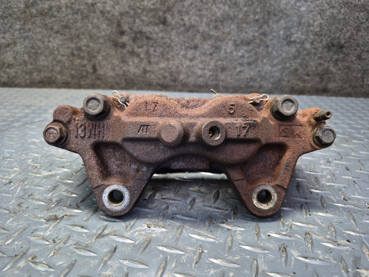 2003-2009 Lexus UZJ120L GX470 Front Left & Right Brake Caliper Set of 2