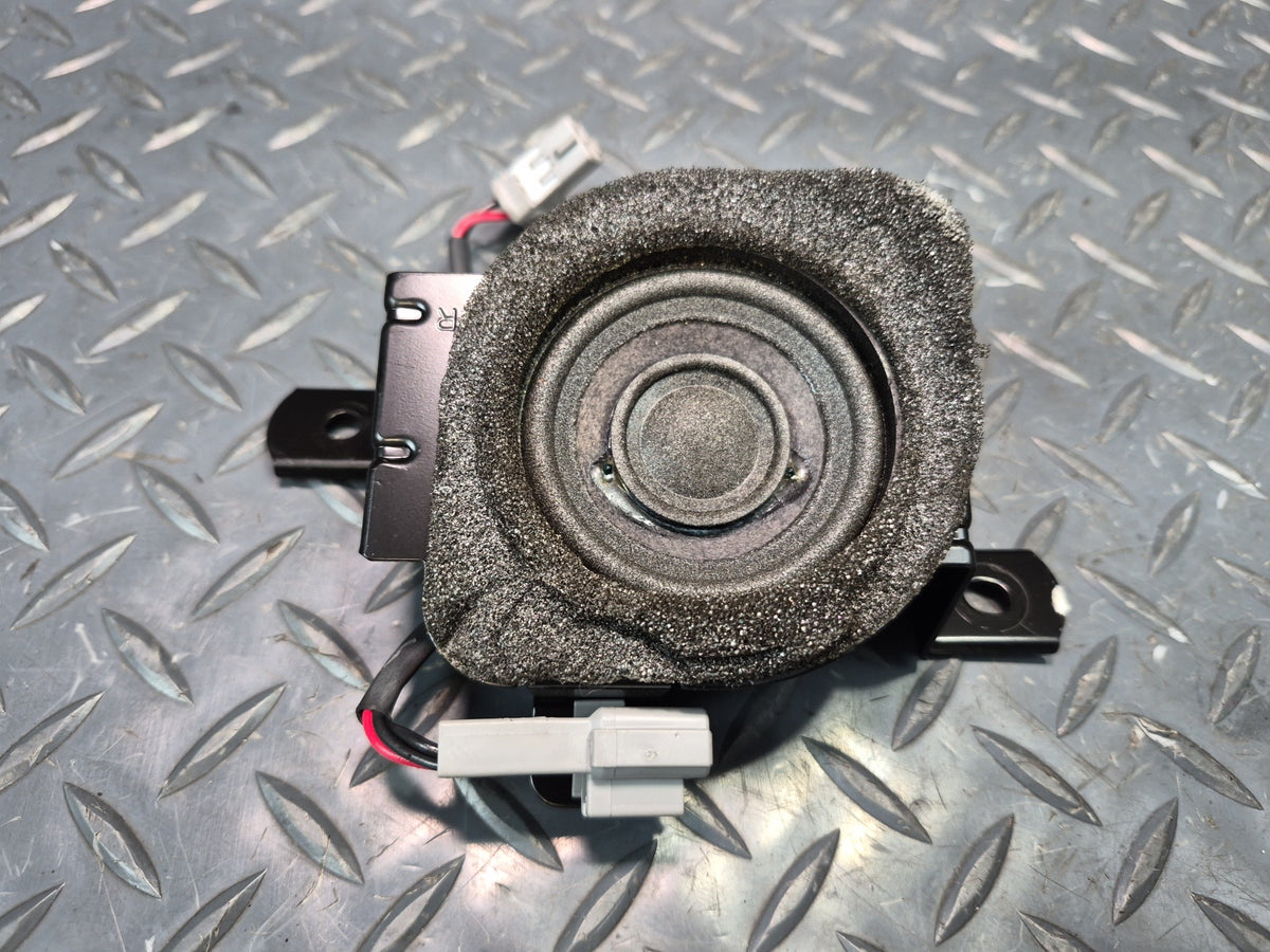 02-10 Lexus UZZ40L SC430 Set of 2 Mark Levinson Front Left & Right Speaker OEM
