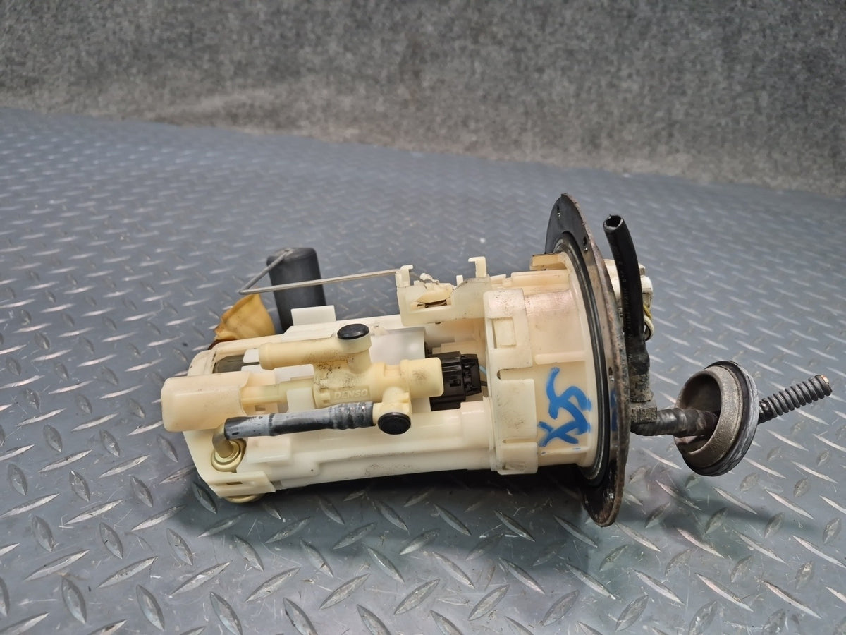 02-05 Lexus UZZ40L SC430 3UZFE Set of 2 Fuel Pump Level Sensor Sending Unit OEM