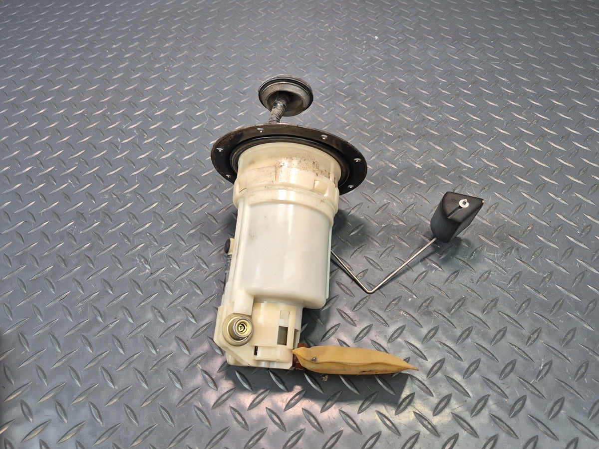 02-05 Lexus UZZ40L SC430 3UZFE Set of 2 Fuel Pump Level Sensor Sending Unit OEM