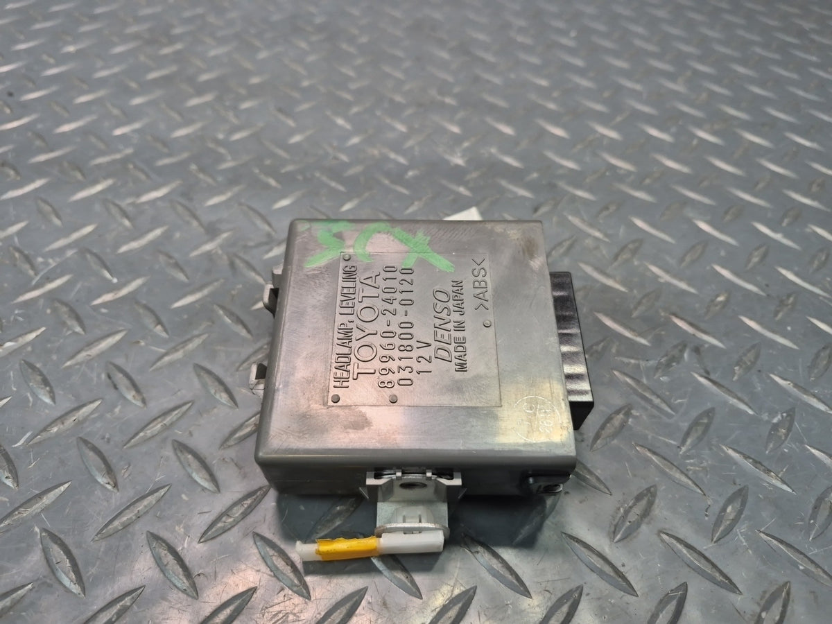 02-05 Lexus UZZ40L SC430 Headlight Leveling Control Module 89960-24010 OEM