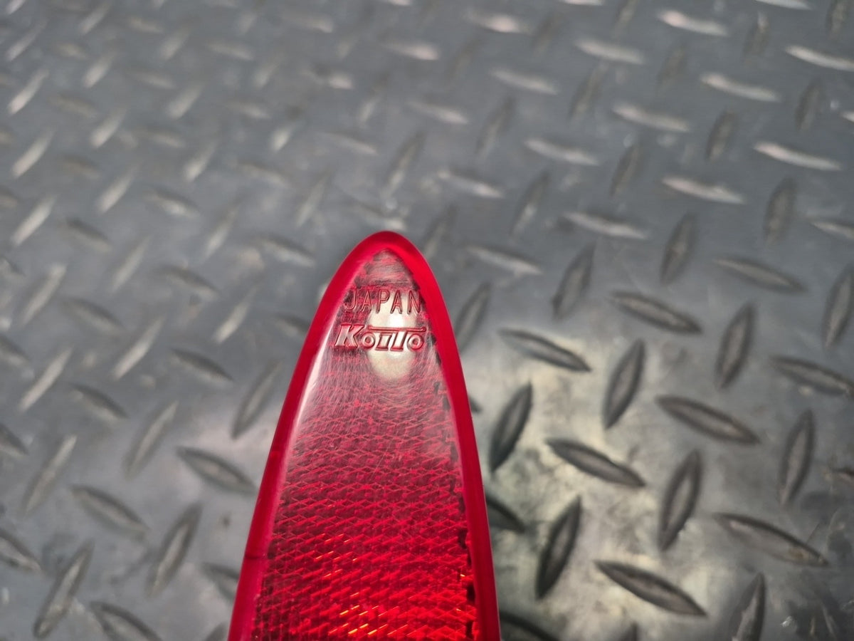 02-10 Lexus UZZ40L SC430 Set of 2 Rear Left & Right Side Marker Light Lamp OEM