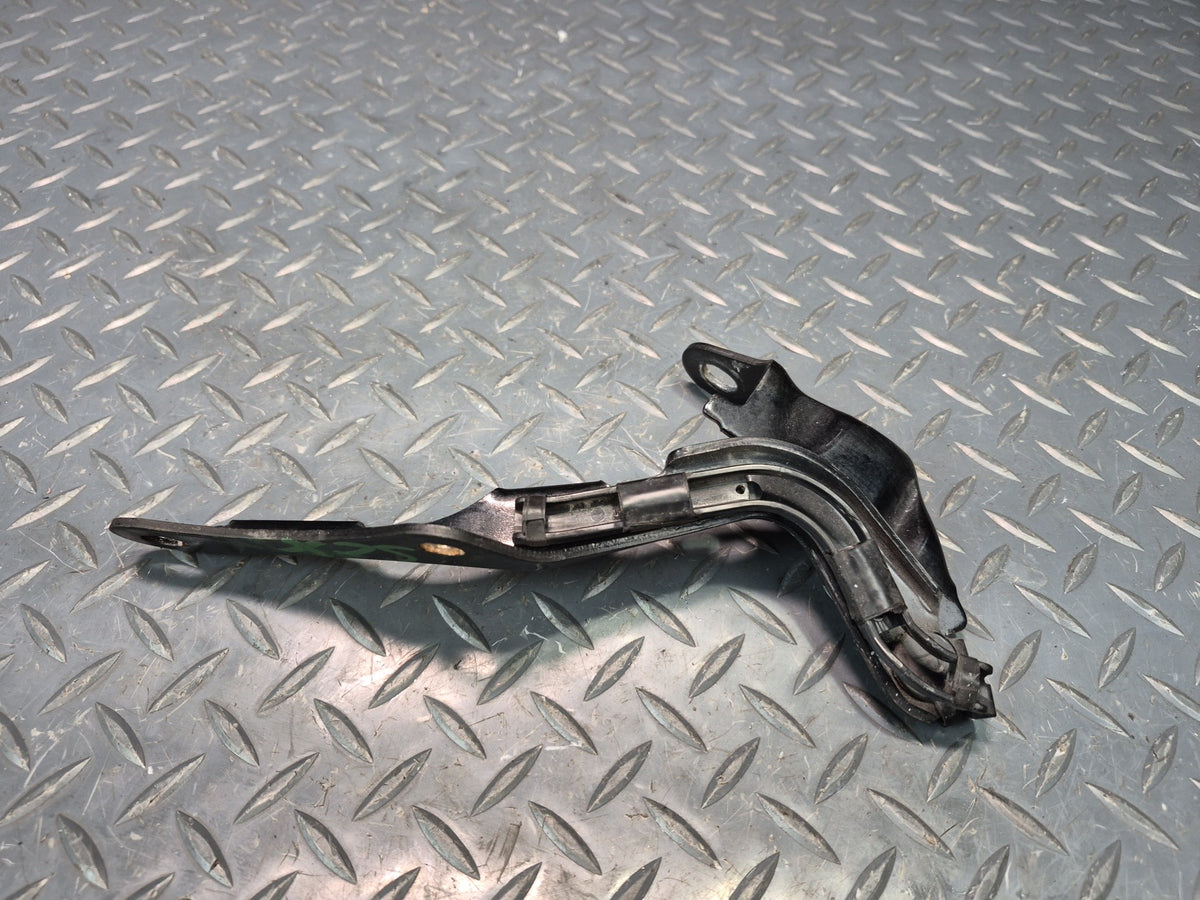 02-10 Lexus UZZ40L SC430 Set of 2 Front Left & Right Hood Bonnet Hinge OEM