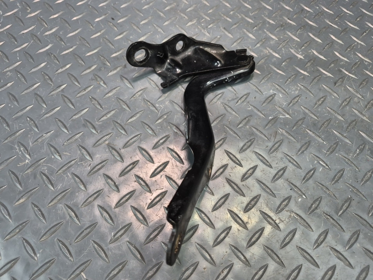 02-10 Lexus UZZ40L SC430 Set of 2 Front Left & Right Hood Bonnet Hinge OEM