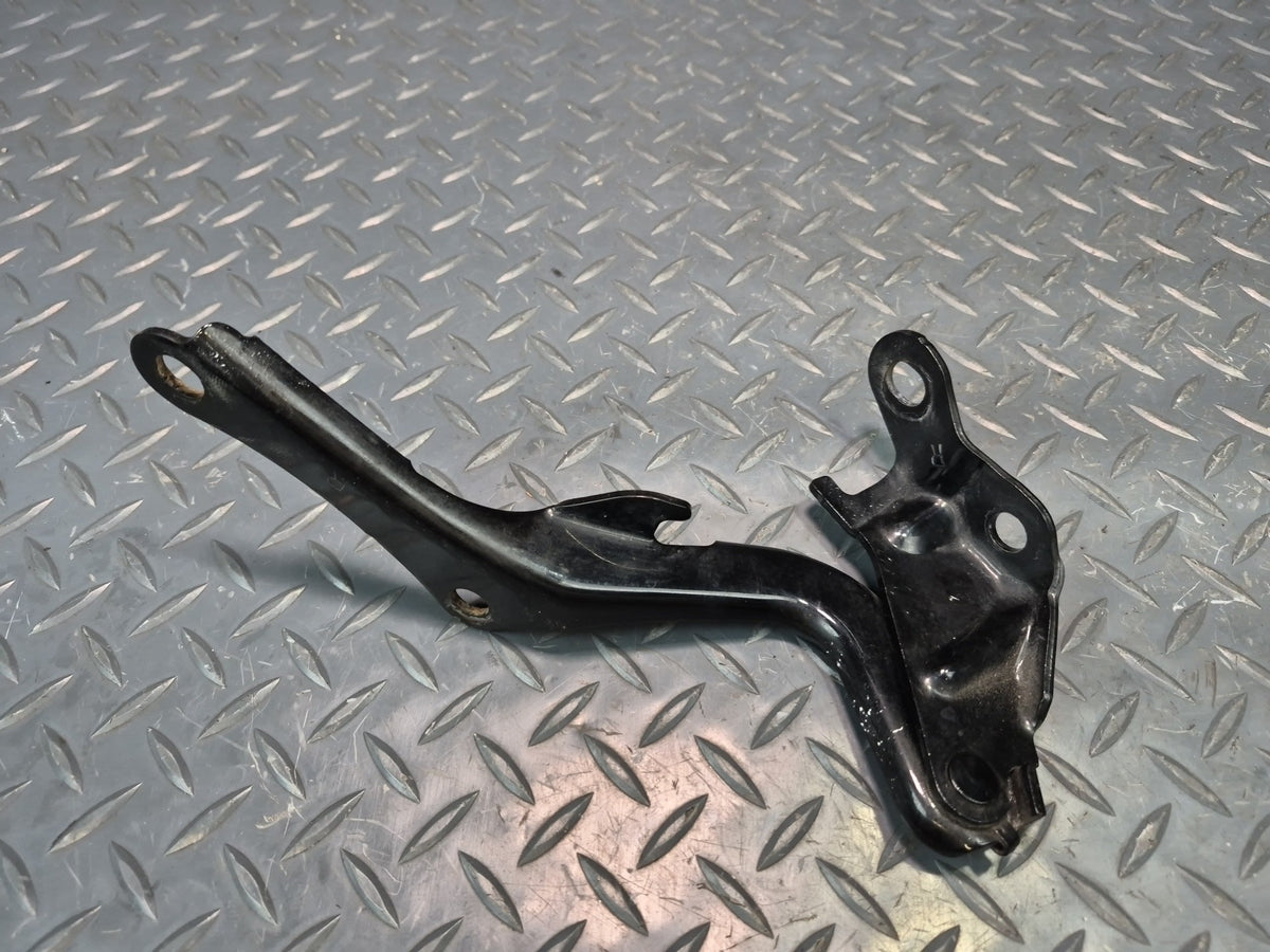 02-10 Lexus UZZ40L SC430 Set of 2 Front Left & Right Hood Bonnet Hinge OEM