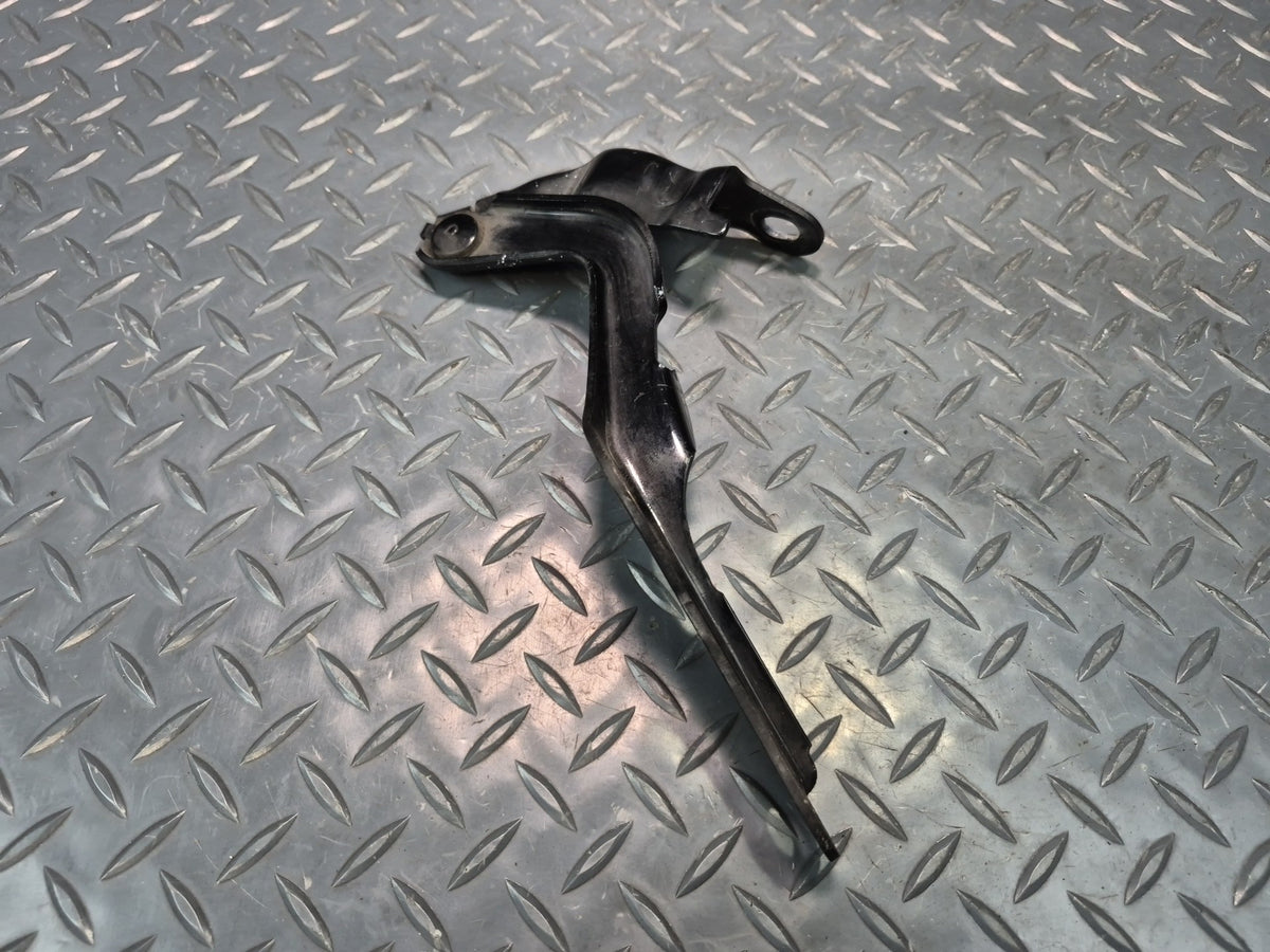 02-10 Lexus UZZ40L SC430 Set of 2 Front Left & Right Hood Bonnet Hinge OEM
