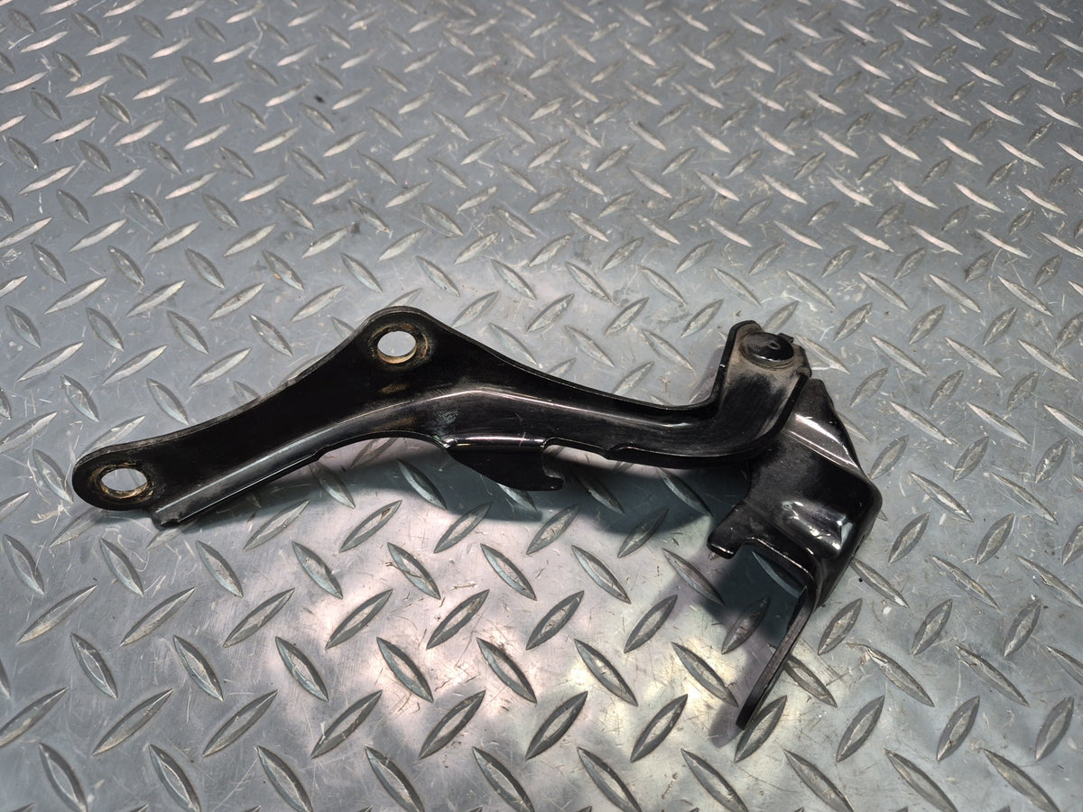 02-10 Lexus UZZ40L SC430 Set of 2 Front Left & Right Hood Bonnet Hinge OEM