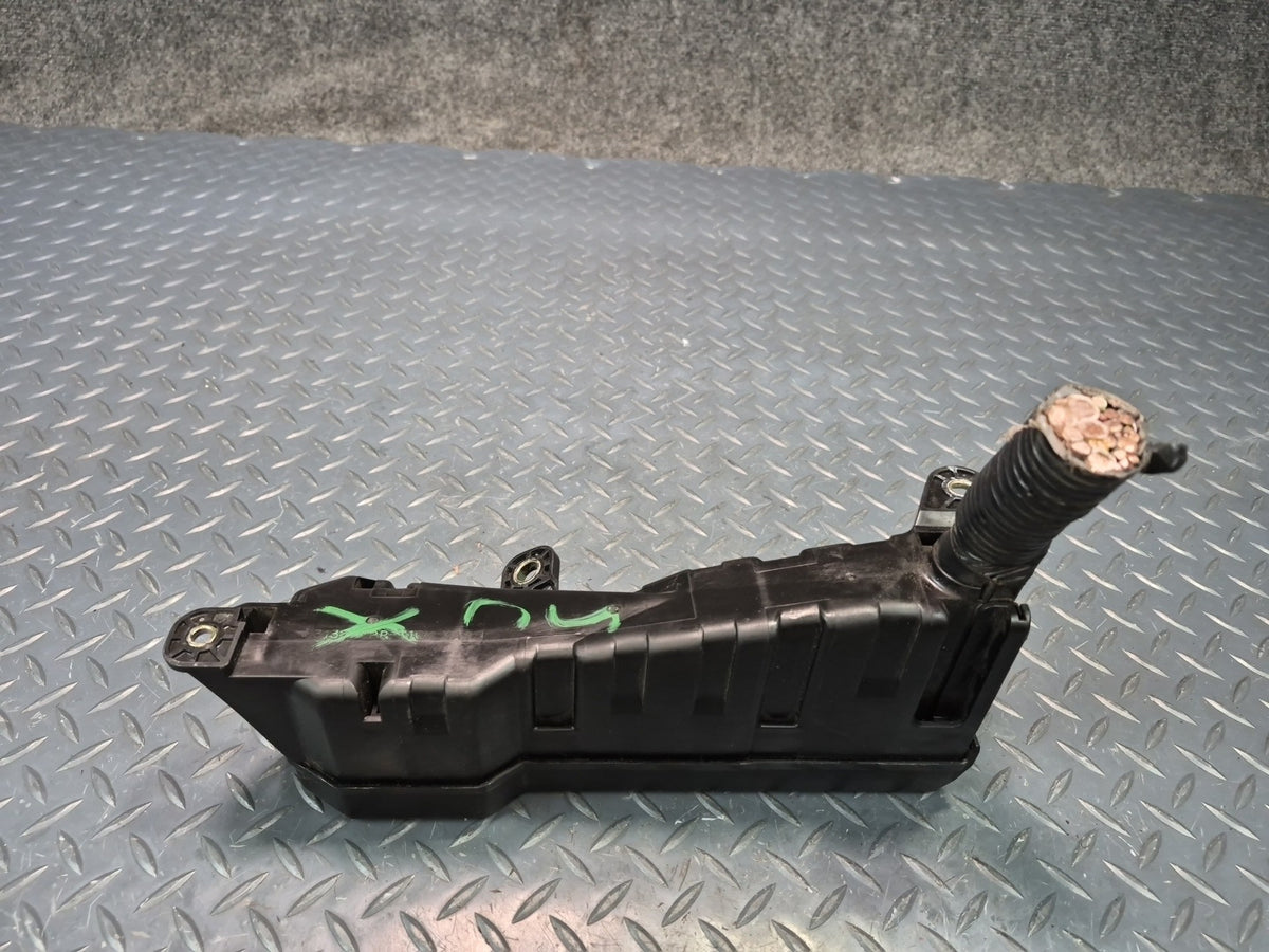 02-05 Lexus UZZ40L SC430 Engine Bay Front Right Fuse Relay Box Module OEM