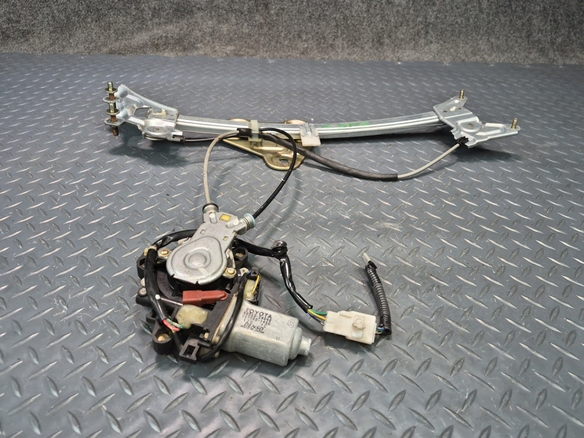 02-10 Lexus UZZ40L SC430 Front Right Door Window Regulator w Motor OEM