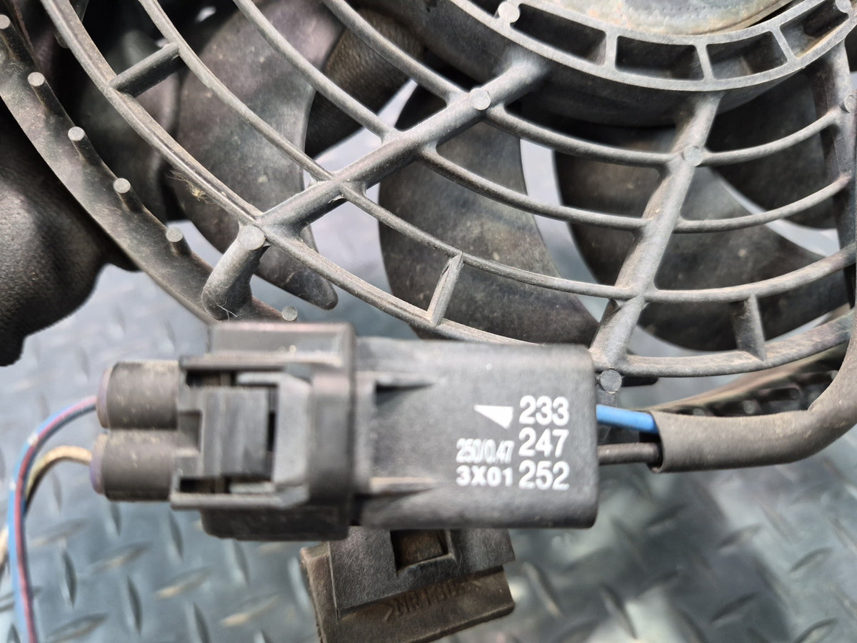 2003-2009 Lexus UZJ120L GX470 A/C Condenser Cooling Fan Motor
