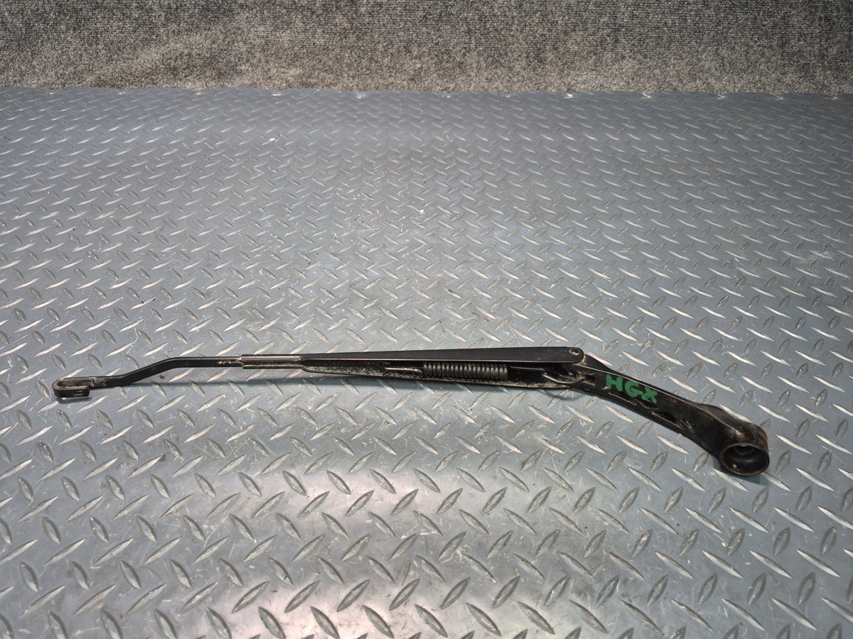 2003-2009 Lexus UZJ120L GX470 Front Left & Right Wiper Arm Set of 2